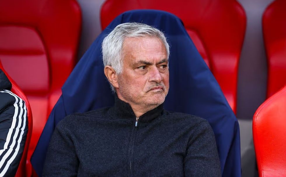 Klubi i njohur anglez synon ta emërojë Mourinhon si trajner sezonin e ardhshëm