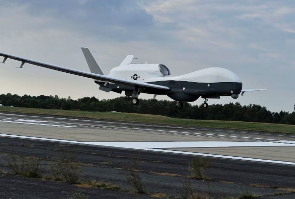 Të dhënat tregojnë se një dron i rrallë dhe i shtrenjtë i Marinës Amerikane humb mbi Gjirin Persik