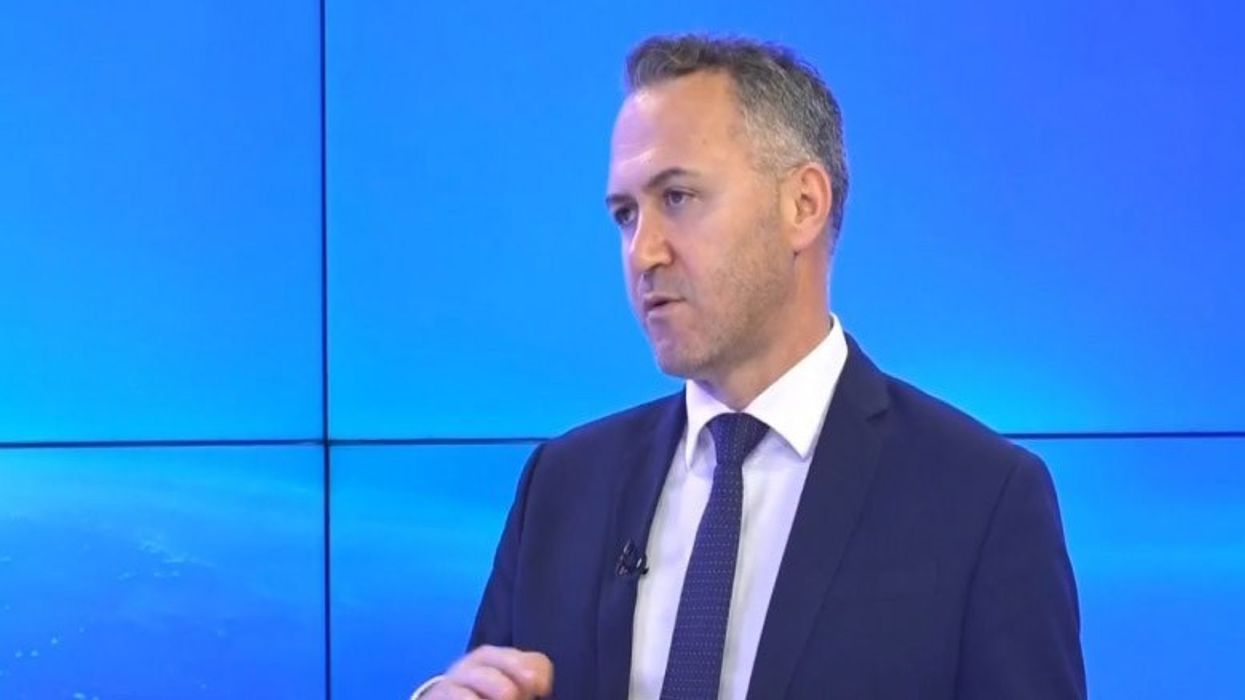 Zulfaj tregon ku do të do investohen 62 milionët që BE-ja ia dha sot Kosovës Zulfaj tregon ku do të do investohen 62 milionët që BE-ja ia dha sot Kosovës
