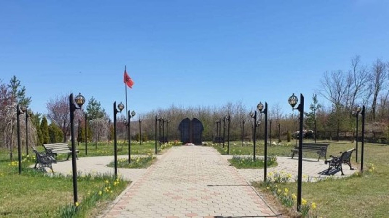 27 vjet nga Masakra e Poklekut dhe Çikatovë të Vjetër