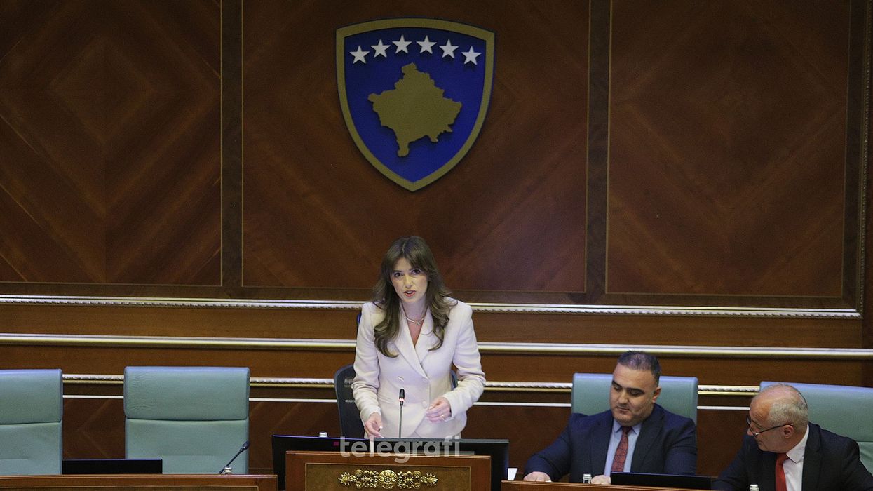 "S’e merr fjalën pa ta dhënë fjalën", Haxhiu ia ndalon deputetit të PDK-së të flasë në kuvend