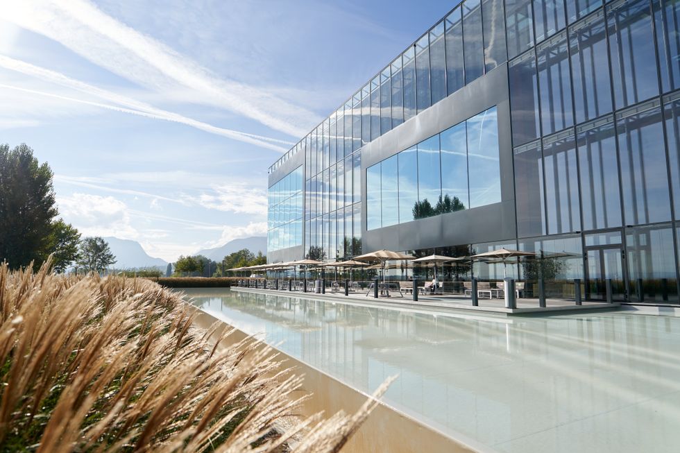 Philip Morris International (PMI) publikon raportin vjetor 2025: Progres i dukshëm dhe i
matshëm drejt së ardhmes pa djegie