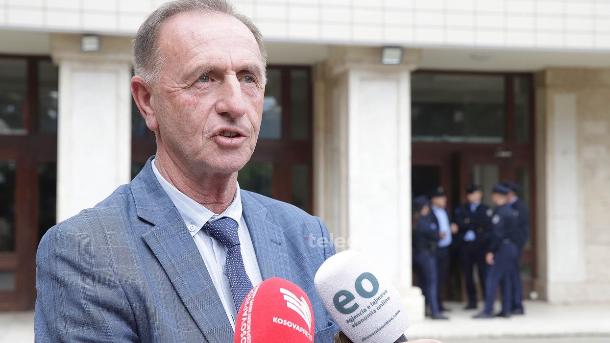 Kërkohet paga e 13-të edhe për sektorin privat, sindikata i drejtohet Kuvendit Kërkohet paga e 13-të edhe për sektorin privat, sindikata i drejtohet Kuvendit