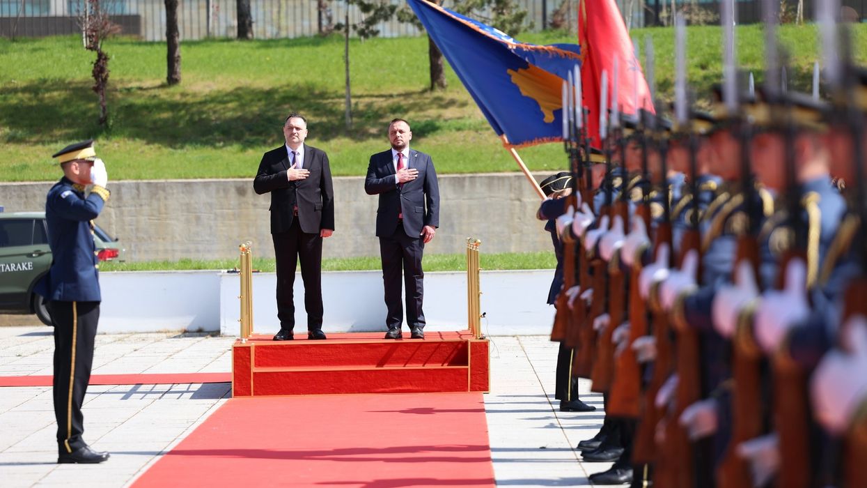 “Historia na ka ndarë për shumë kohë, bashkë më të fortë”, Maqedonci: FSK-ja dhe FASH janë dy shtylla të sigurisë në Ballkan “Historia na ka ndarë për shumë kohë, bashkë më të fortë”, Maqedonci: FSK-ja dhe FASH janë dy shtylla të sigurisë në Ballkan