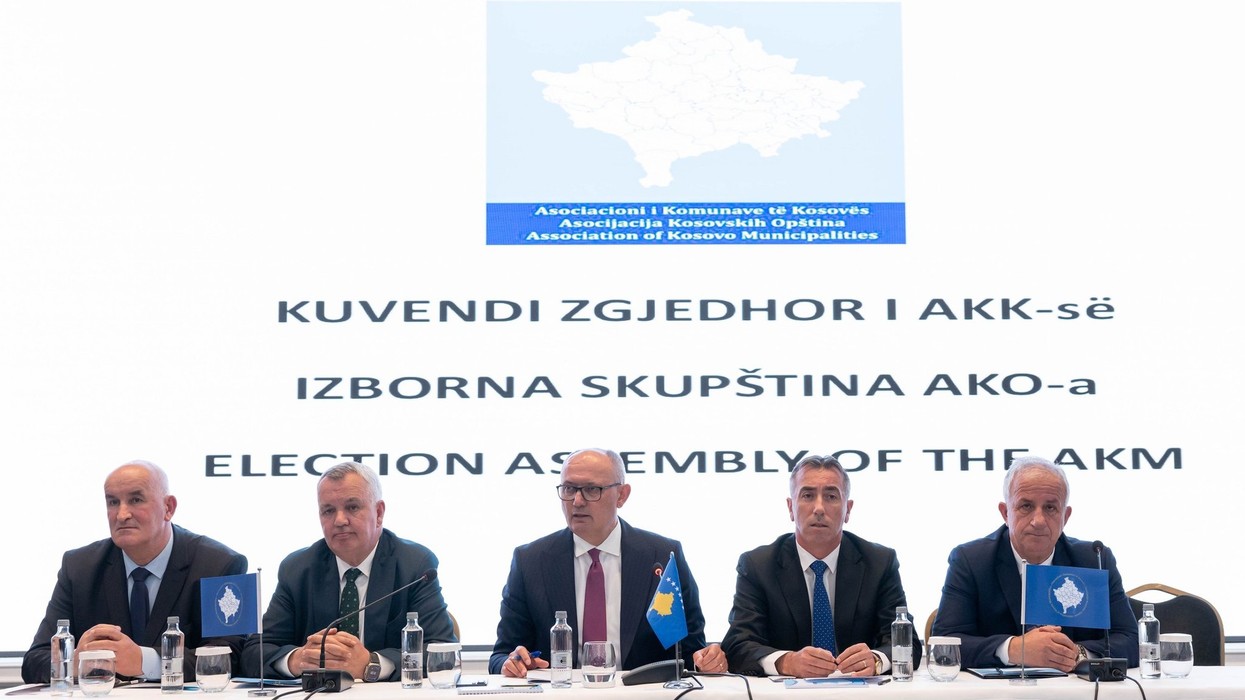 AKK reagon pas kritikave për legjitimitetin e Kuvendit, theksohet pjesëmarrja e 98 delegatëve