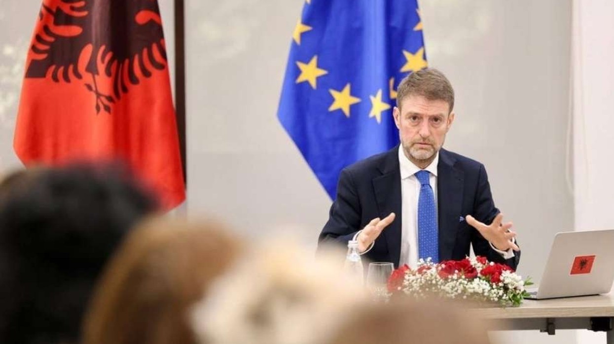 Kryediplomati shqiptar: Çdo cenim i sigurisë së Kosovës, cenon edhe Shqipërinë