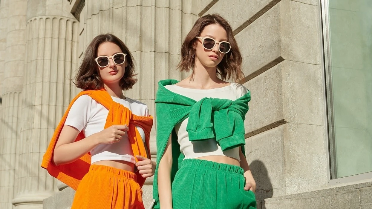 Këto ngjyra pothuajse nuk kombinohen kurrë: Një stil i tillë tregon mungesë shijeje në modë
