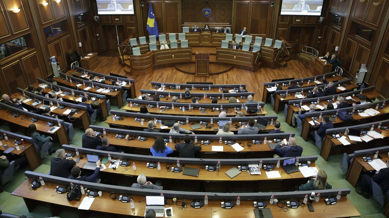 Kuvendi dështon të zgjedhë gjyqtarët për Kushtetuese, përsëritet konkursi Kuvendi dështon të zgjedhë gjyqtarët për Kushtetuese, përsëritet konkursi