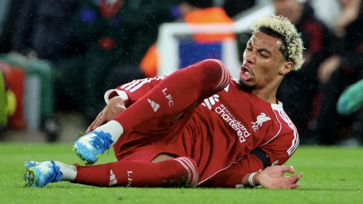 Liverpooli synon transferimin e yllit anglez pas lëndimit të rëndë të Ekitikes