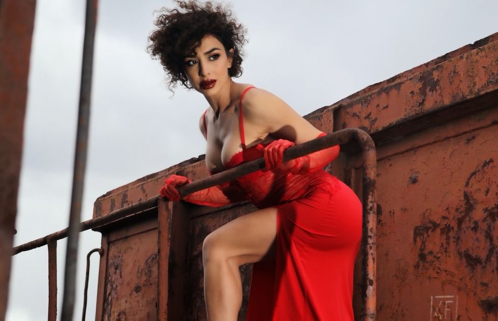 Albana sjell “Rose Tattoo”: Soul, Funk dhe Rock në një deklaratë të fuqishme artistike