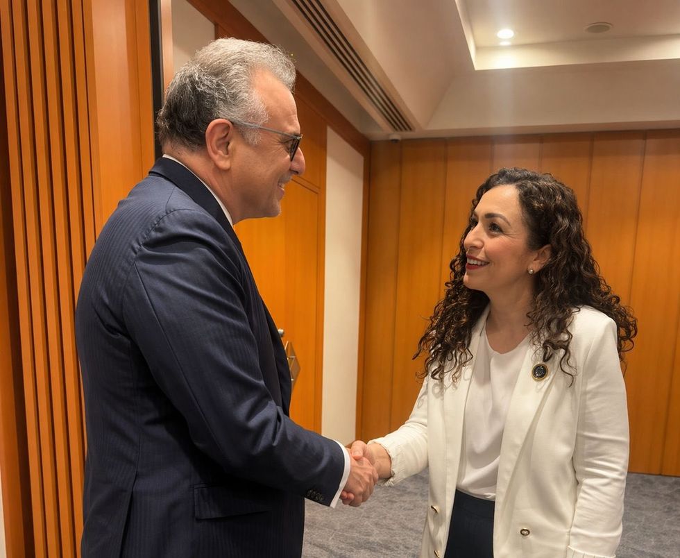 Osmani takon këshilltarin special të Trumpit: SHBA, mbështetje e palëkundur për Kosovën