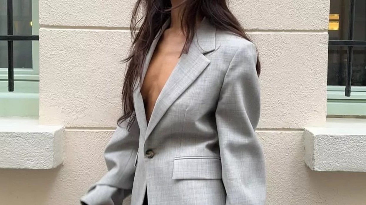 Moda pranverore: Xhaketa që ndryshon çdo kombinim pa shumë mundim