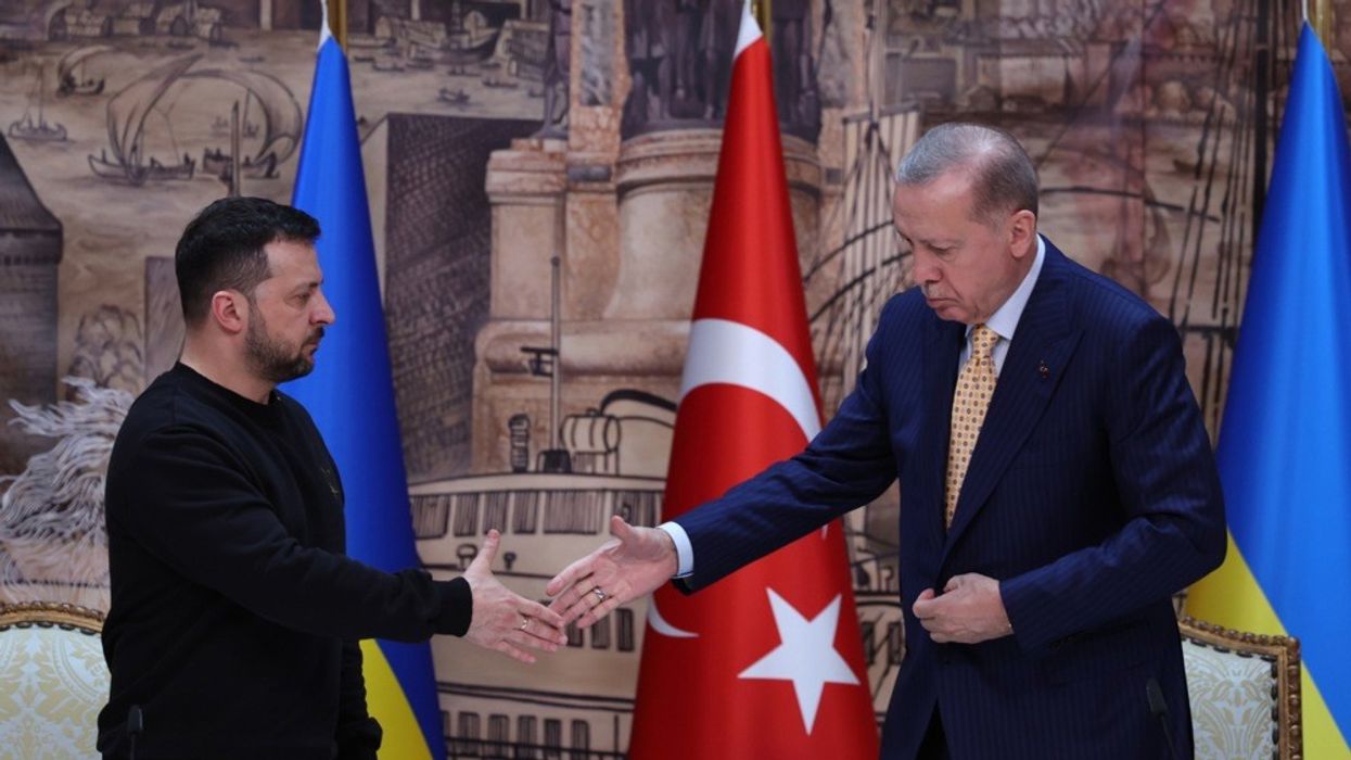 Ukraina i kërkon Turqisë të organizojë takimin Zelensky-Putin, të jenë të përfshirë edhe Trump dhe Erdogan Ukraina i kërkon Turqisë të organizojë takimin Zelensky-Putin, të jenë të përfshirë edhe Trump dhe Erdogan
