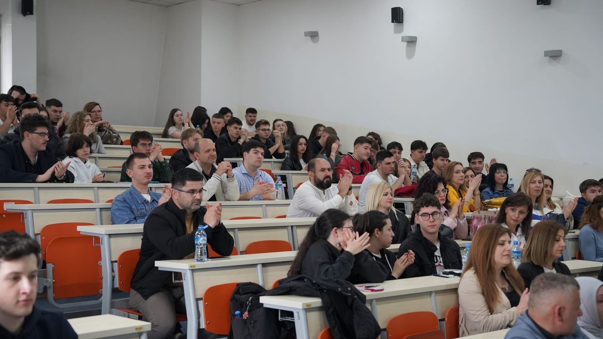 Nxënësit më të mirë garojnë në Olimpiadën Kombëtare të Ekonomisë në Maqedoninë e Veriut Nxënësit më të mirë garojnë në Olimpiadën Kombëtare të Ekonomisë në Maqedoninë e Veriut