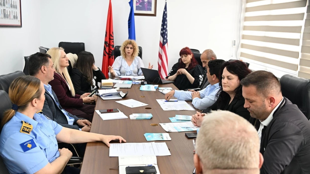 Në Pejë mbahet takimi i Mekanizmit Koordinues Lokal për mbrojtjen nga dhuna në familje dhe dhuna në bazë gjinore