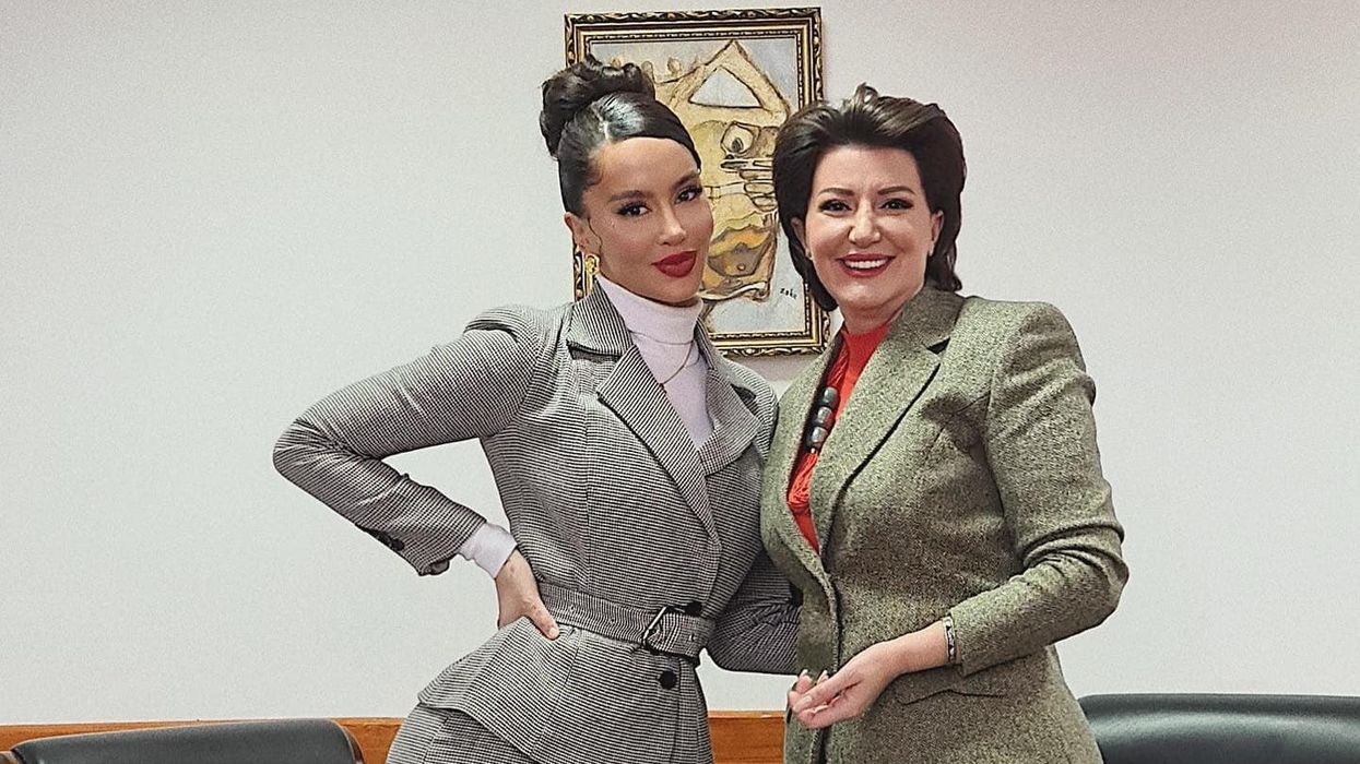 “Tezja e Daskanit”, Dafina Zeqiri i bën urimin e veçantë për ditëlindje ish-presidentes Jahjaga “Tezja e Daskanit”, Dafina Zeqiri i bën urimin e veçantë për ditëlindje ish-presidentes Jahjaga