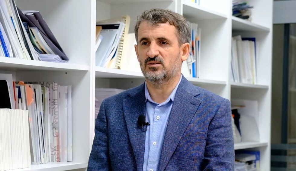 Ehat Miftaraj: Haxhiu ka dy mundësi lidhur me datën e zgjedhjeve