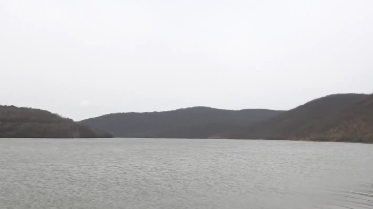 Ndotja kërcënon Liqenin e Badocit