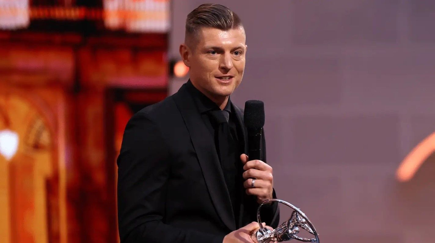 Kroos i përgjigjet thashethemeve për një rikthim të mundshëm në futboll Kroos i përgjigjet thashethemeve për një rikthim të mundshëm në futboll
