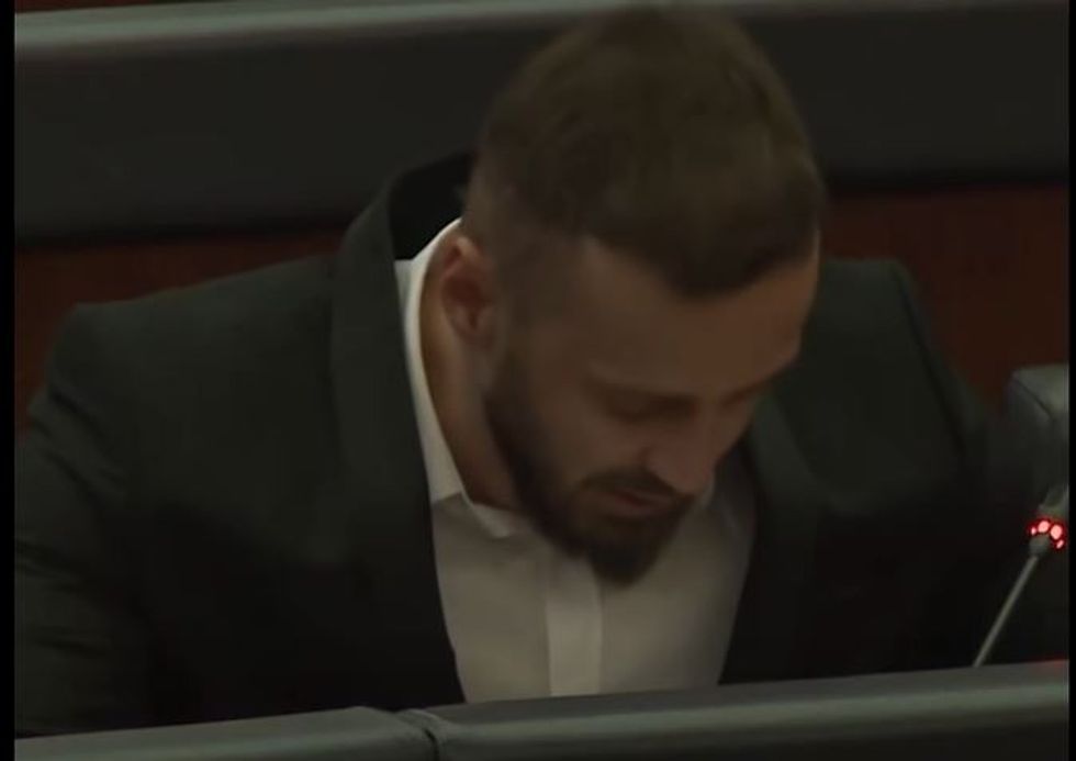 Deputeti i LVV-së do burgim të përjetshëm për Hashim Thaçin