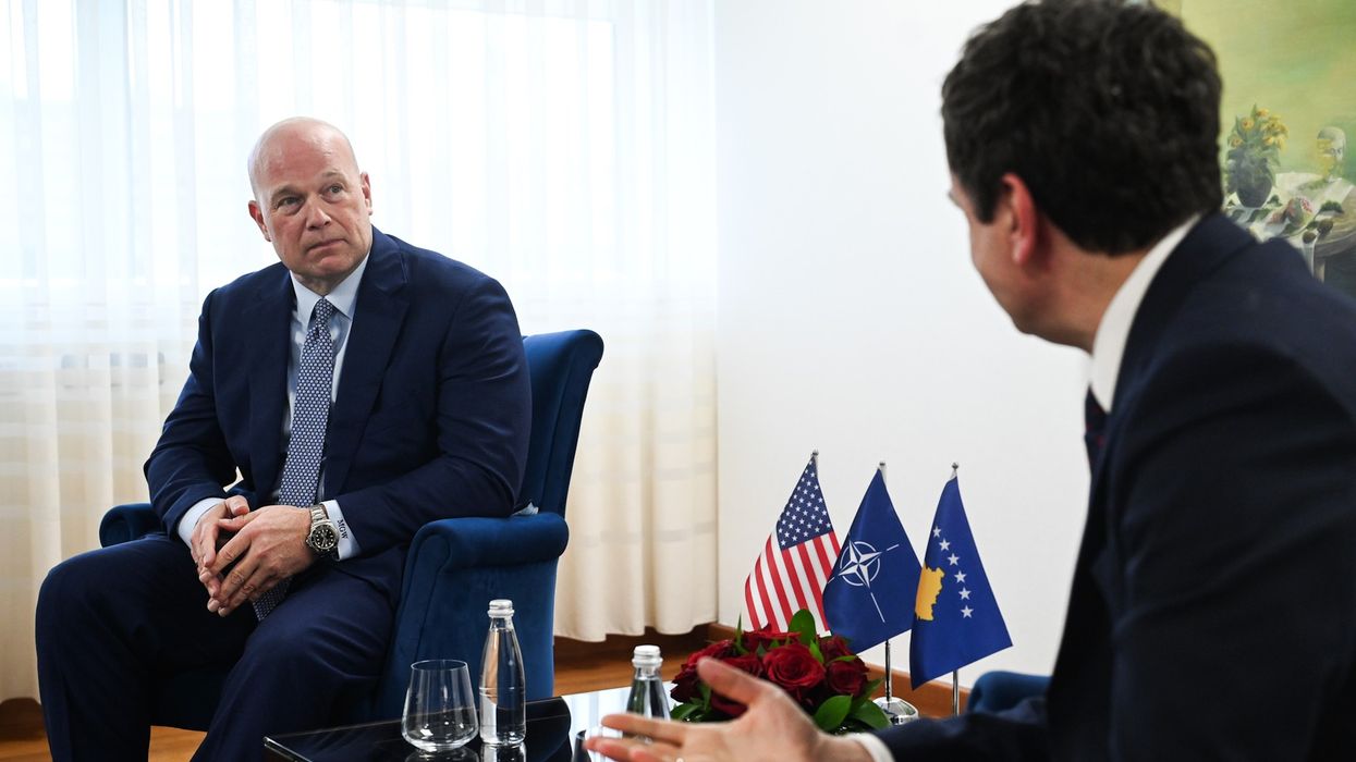 Kurti takon ambasadorin Whitaker: NATO dhe SHBA jetike për sigurinë e Kosovës Kurti takon ambasadorin Whitaker: NATO dhe SHBA jetike për sigurinë e Kosovës