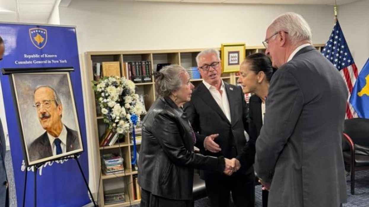 Konsullata e Kosovës në Nju Jork organizon mbrëmje komemorative në nderim të Eliot Engel Konsullata e Kosovës në Nju Jork organizon mbrëmje komemorative në nderim të Eliot Engel
