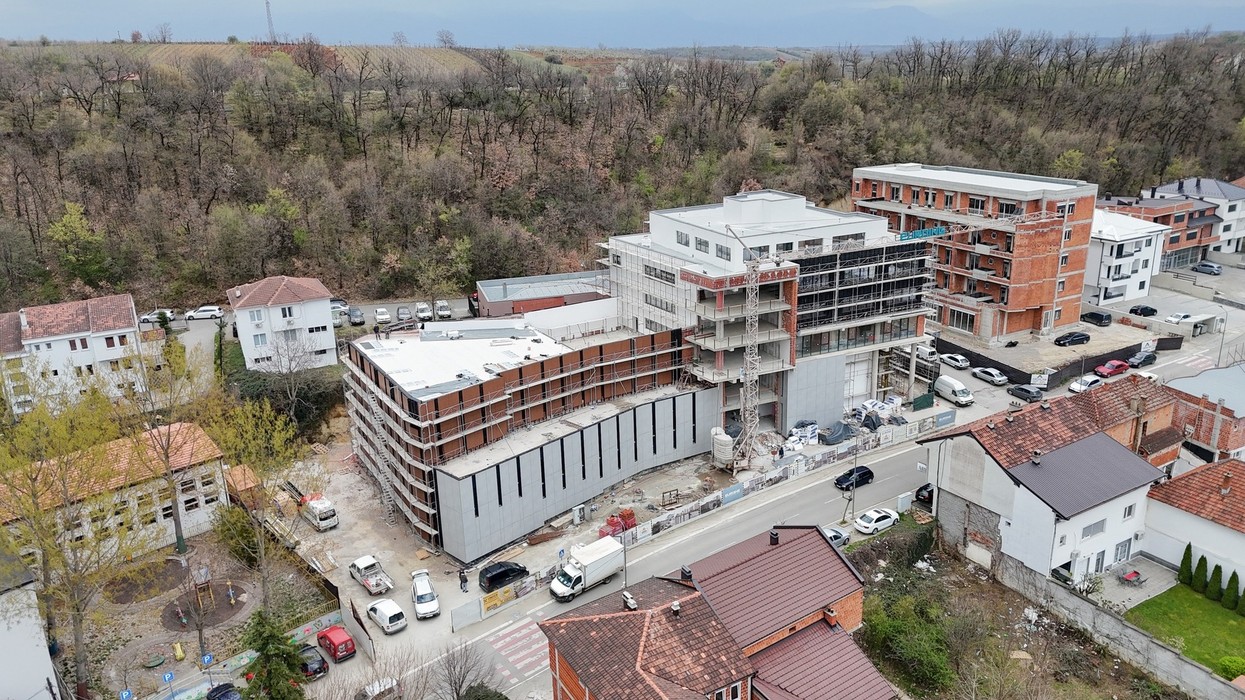 Në Rahovec vazhdon ndërtimi i Qendrës për Arte, Kulturë dhe Inovacion