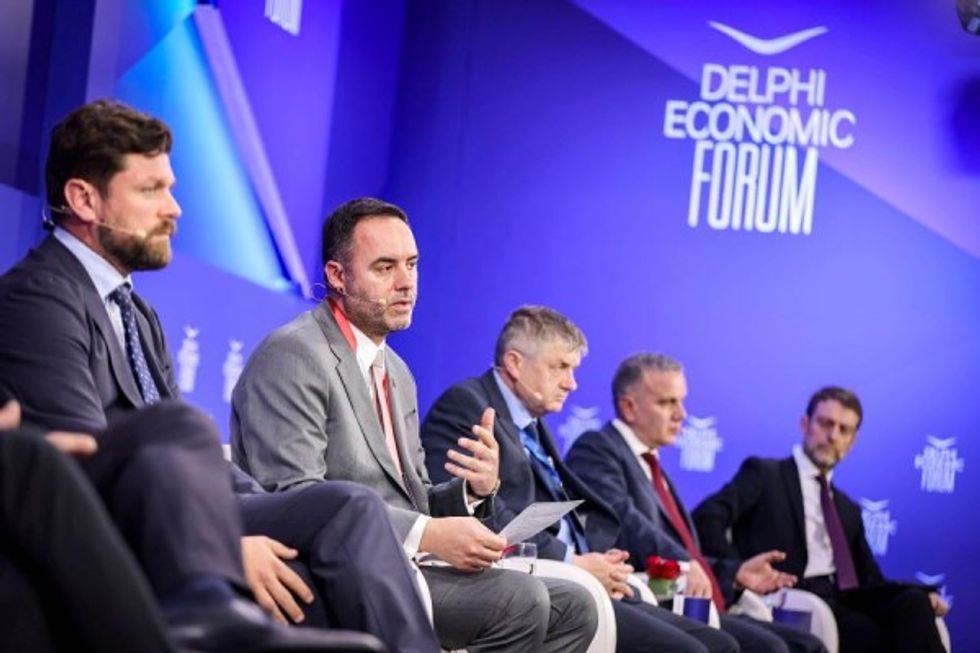 ​Konjufca në Forumin Ekonomik në Greqi i kërkoi BE-së që t’ia japë shpejt Kosovës statusin e kandidatit