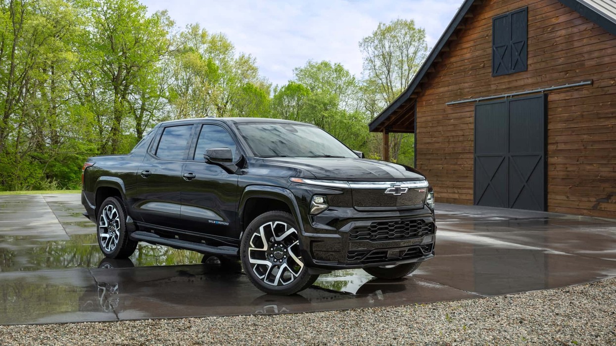 GM thotë se nuk ka anuluar prodhimin e asnjë kamionçine elektrike