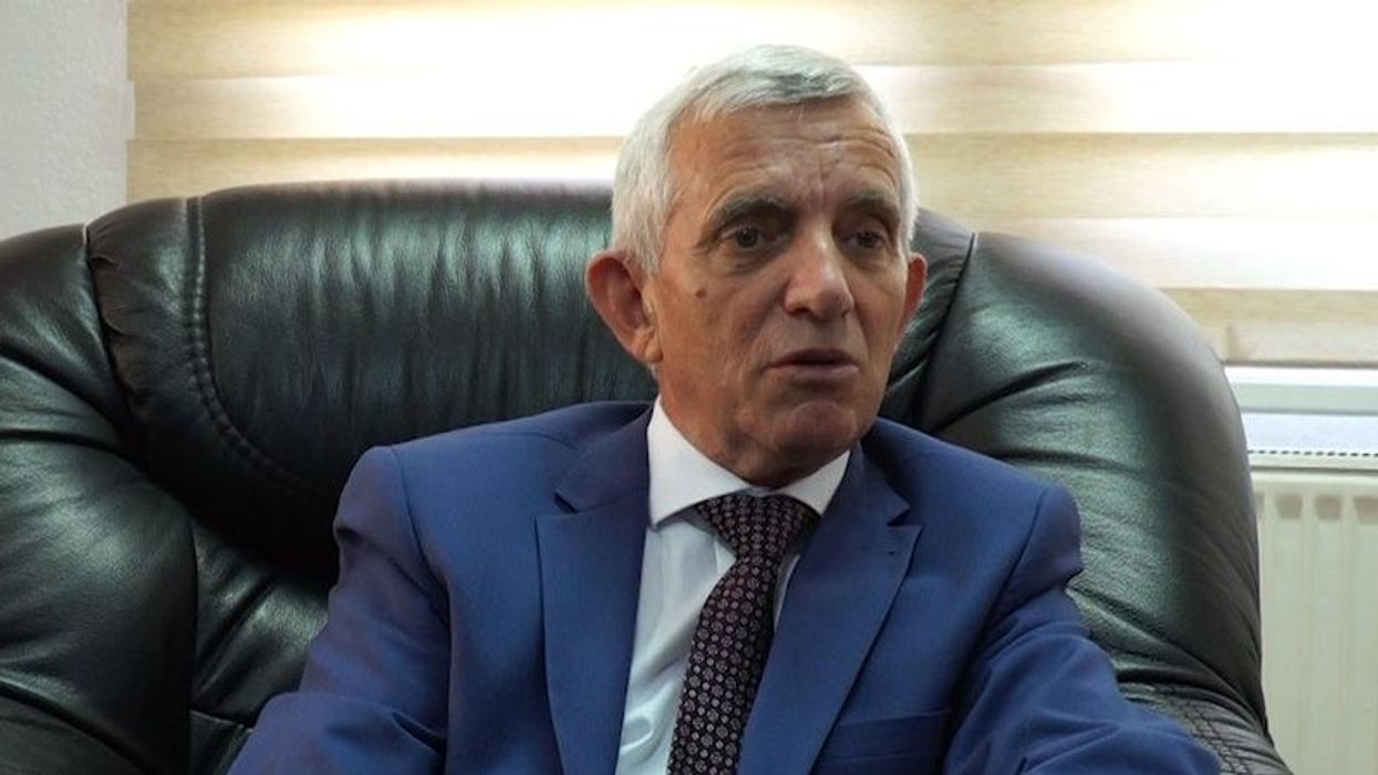 Minxhozi për vdekjen e Qosjes: Humbje e madhe për kombin shqiptar Minxhozi për vdekjen e Qosjes: Humbje e madhe për kombin shqiptar