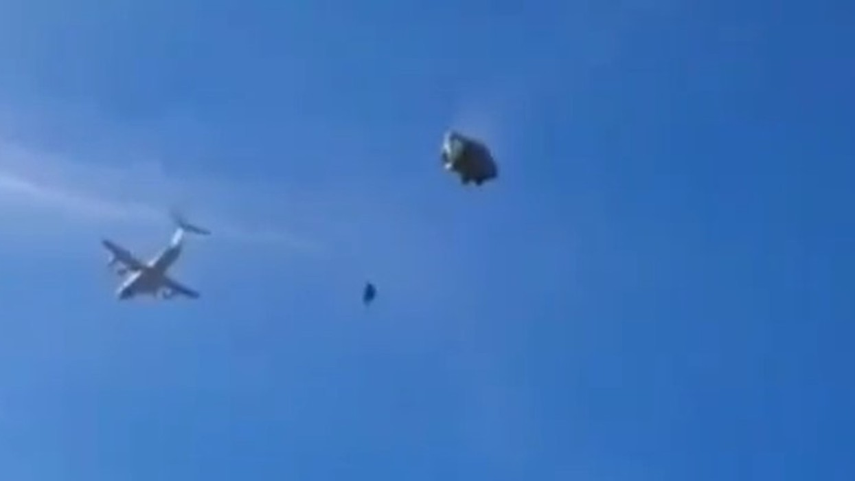 Parashutistët spanjollë shkatërrojnë aksidentalisht automjet të blinduar 600 mijë eurosh