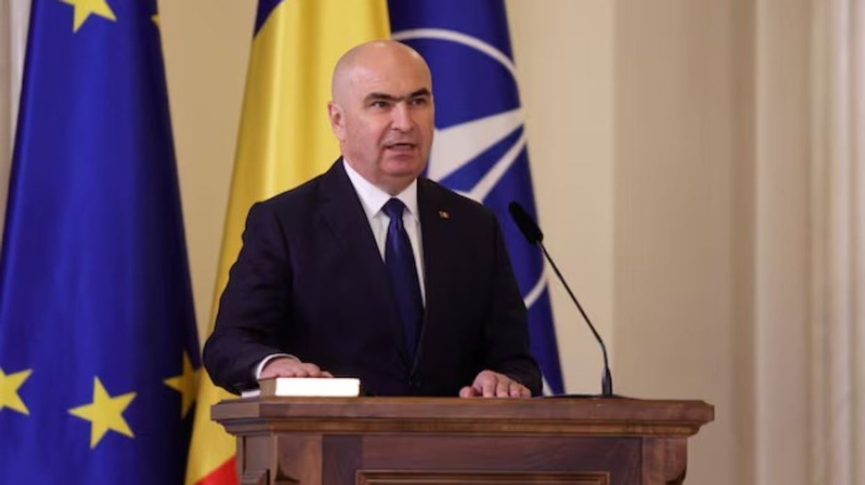Shtatë ministra japin dorëheqjen nga qeveria rumune Shtatë ministra japin dorëheqjen nga qeveria rumune