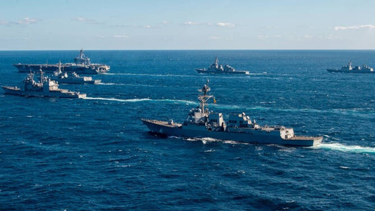 Sa anije të fuqishme i ka marina amerikane në Lindjen e Mesme?
