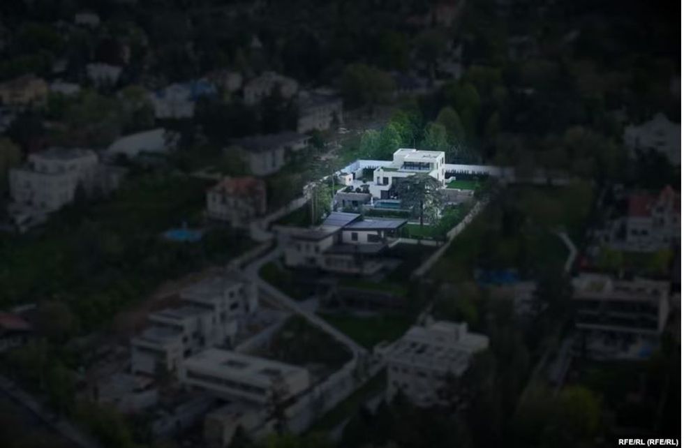 Nga aktakuza për terrorizëm te vila milionëshe: Çfarë fshihet pas ndërtimeve të Millan Radoiçiqit në Beograd?
