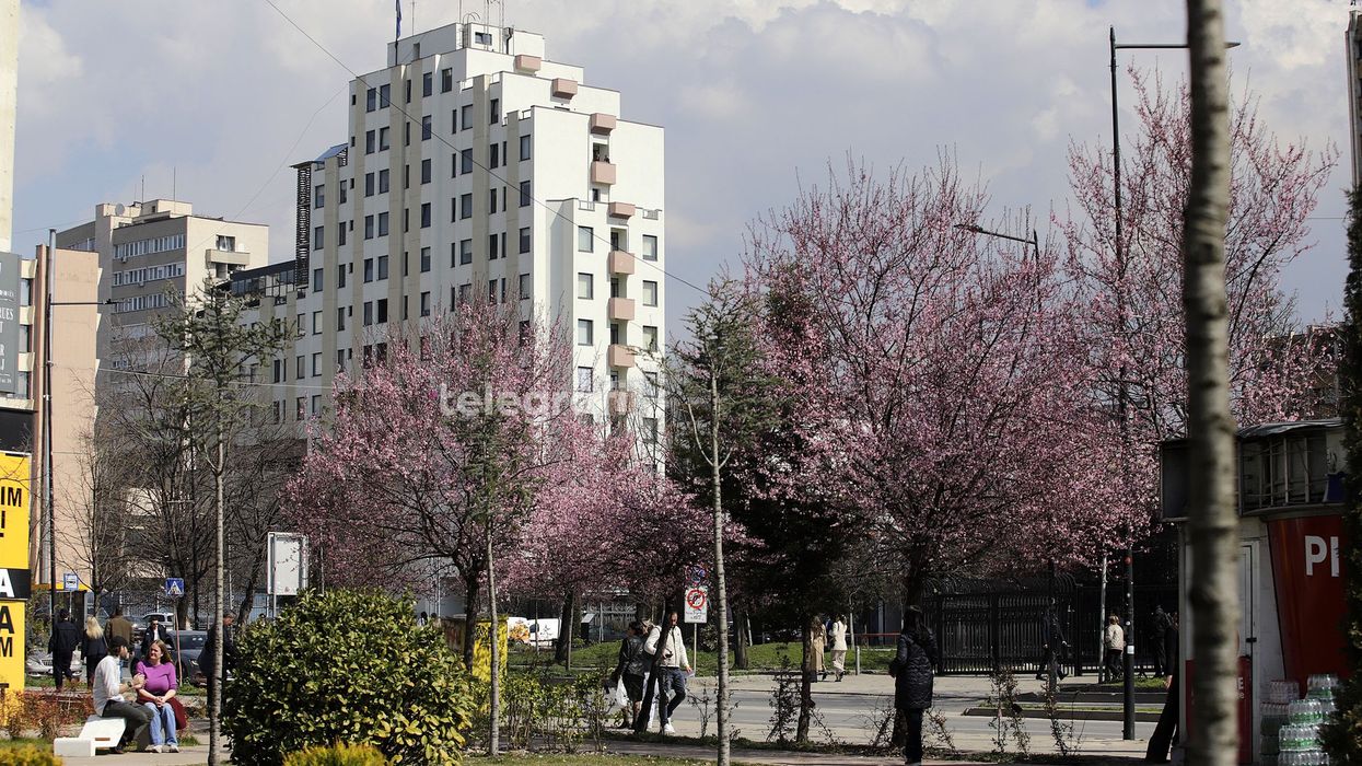 Mot me diell, temperaturat deri në 17 gradë Mot me diell, temperaturat deri në 17 gradë