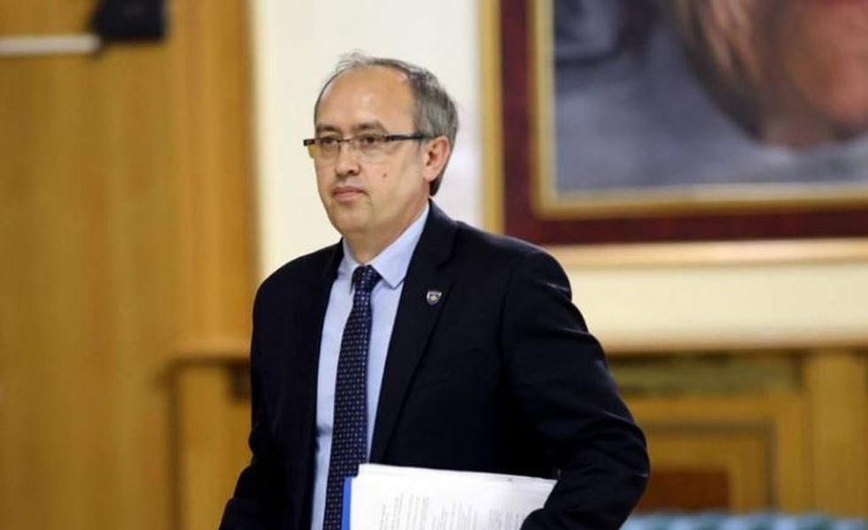 ​Hoti: Qeveria Kurti është kurthuar në dialogun me Serbinë