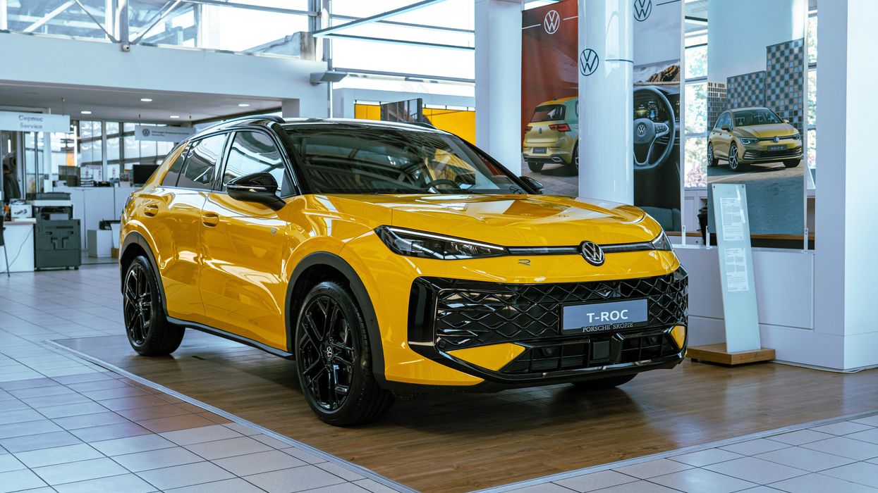 Premierë e Volkswagen T-Roc të ri në Maqedoni: gjeneratë e re e bestseller-it me cilësi dhe inovacion më të lartë Premierë e Volkswagen T-Roc të ri në Maqedoni: gjeneratë e re e bestseller-it me cilësi dhe inovacion më të lartë