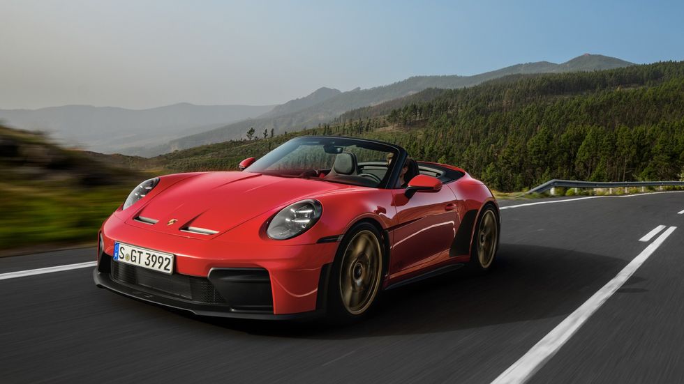 Porsche prezanton veturën më të fuqishme të të gjitha kohërave