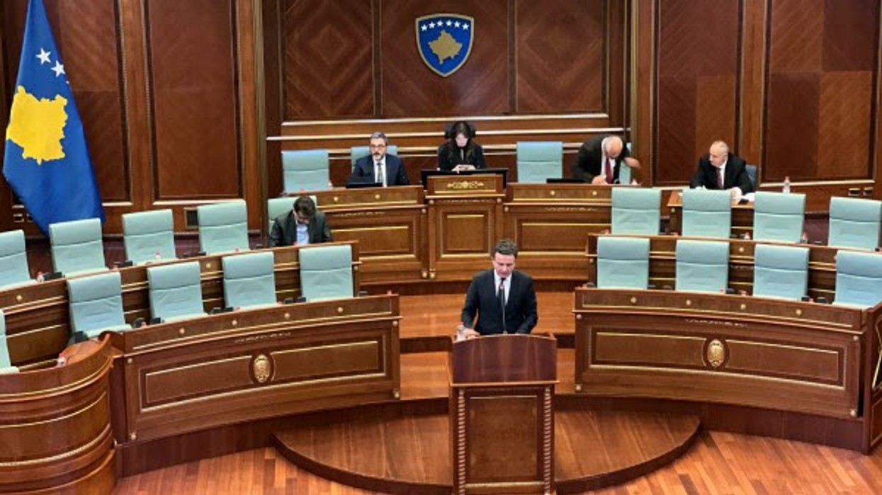 “Pse nuk e merr iniciativën me zhbë gjykatën?”, Musliu-Sheshi replikon me Kurtin për Specialen