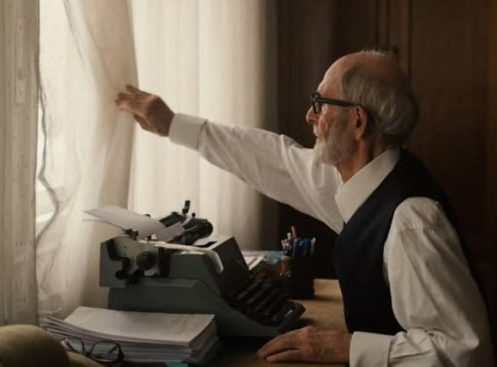 “Mes miqësisë, polemikave dhe nderimit”, letra e Qosjes për 90-vjetorin e Kadares