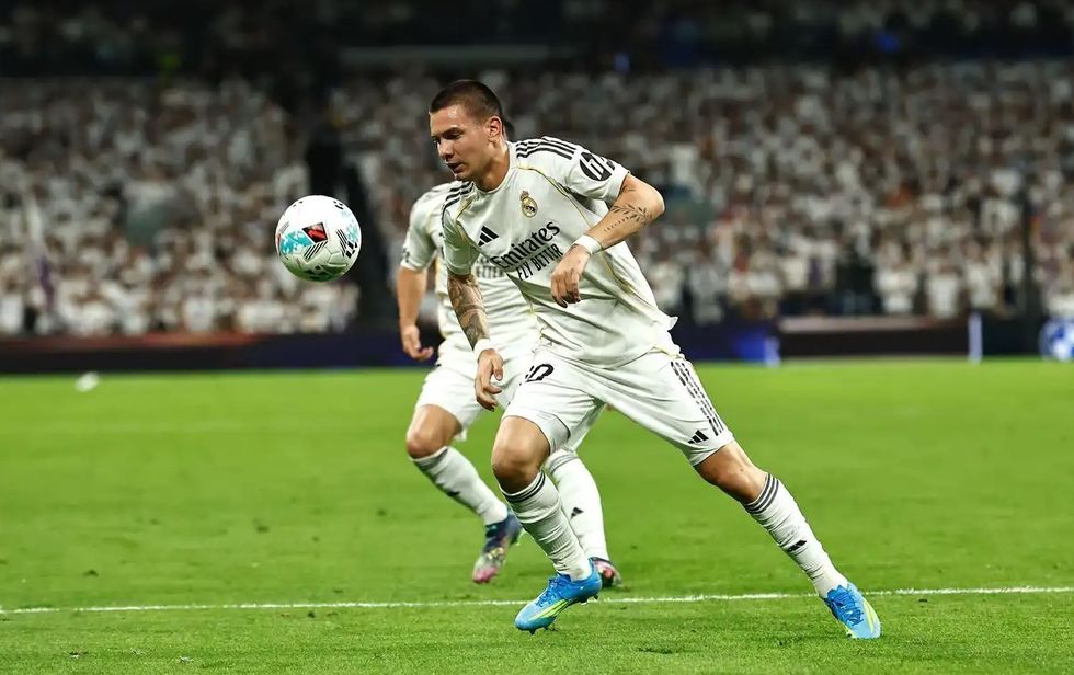 Real Madridi merr një ofertë tunduese nga klubi anglez për Mastantuonon