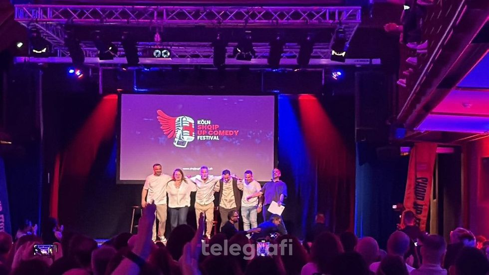 Të qeshura pa fund në Këln, mbyllet me sukses edicioni i pestë i “Shqip Up Comedy Festival”