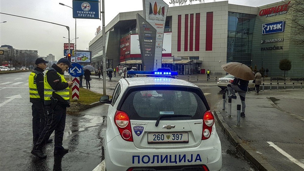 MPB: Raportimi për bombë në qendrën tregtare në Shkup ishte i rremë