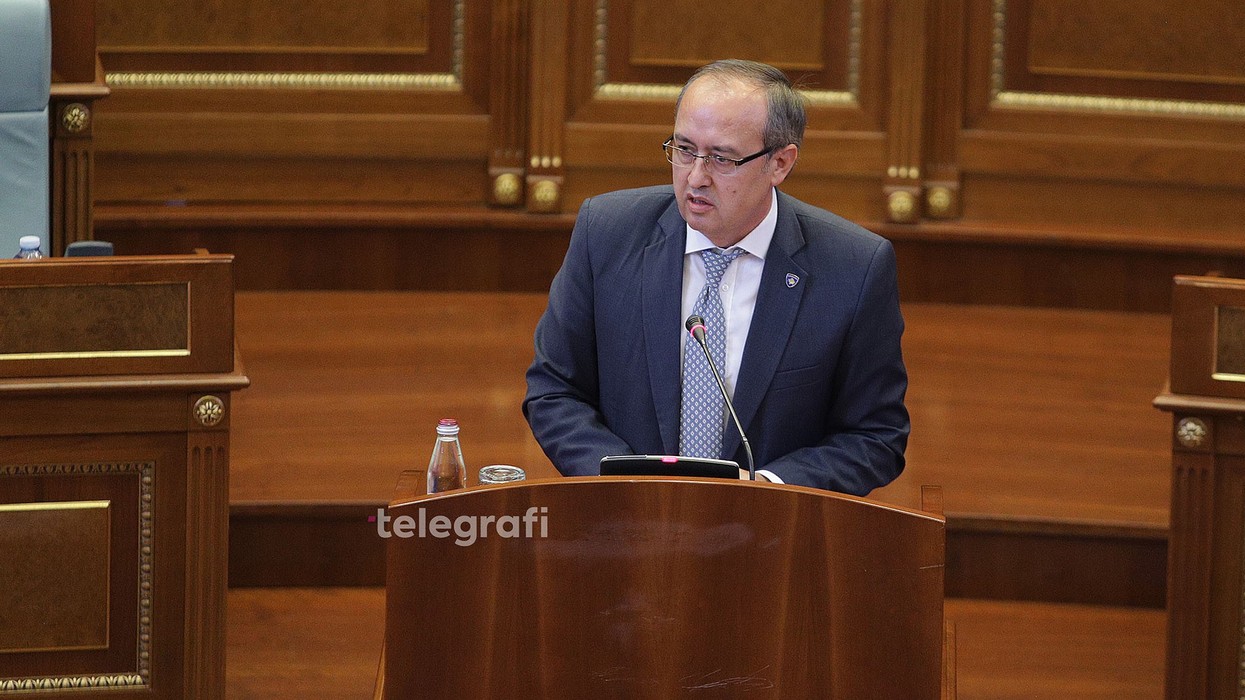 Hoti: Nesër i kthehemi Kuvendit në dy ditët finale, president i ri ose zgjedhje