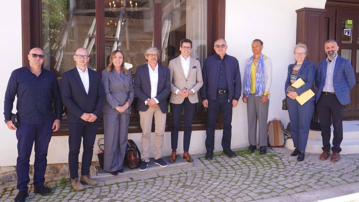 Totaj priti delegacionin zviceran në Prizren, në fokus zhvillimi lokal Totaj priti delegacionin zviceran në Prizren, në fokus zhvillimi lokal