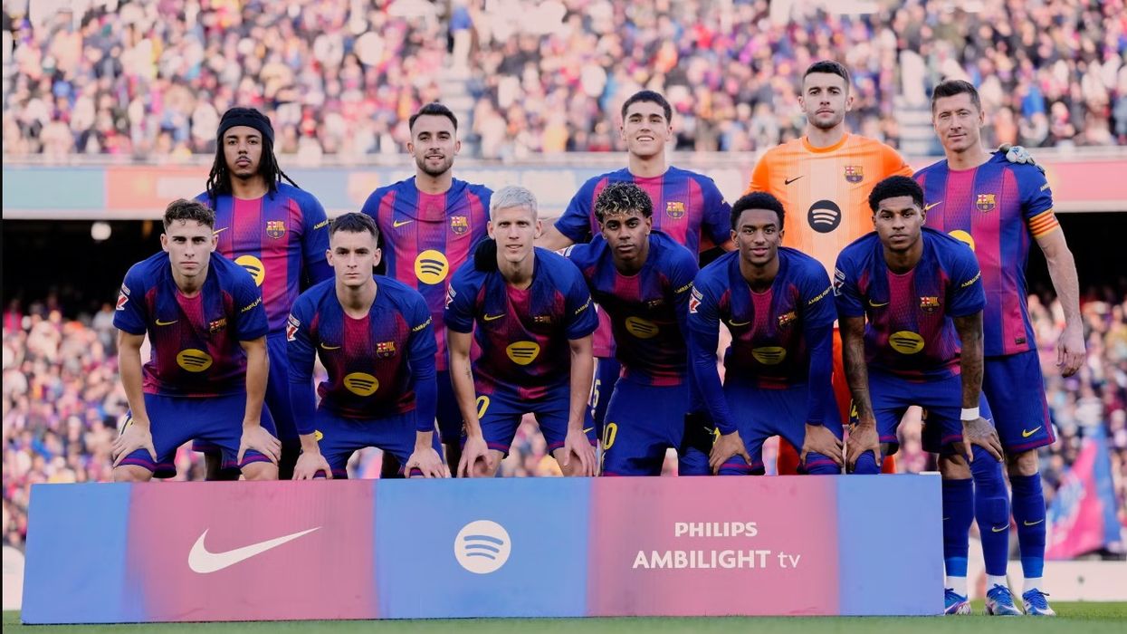 Barcelona po i shet tre mbrojtës për transferimin e dy yjeve të mëdha Barcelona po i shet tre mbrojtës për transferimin e dy yjeve të mëdha