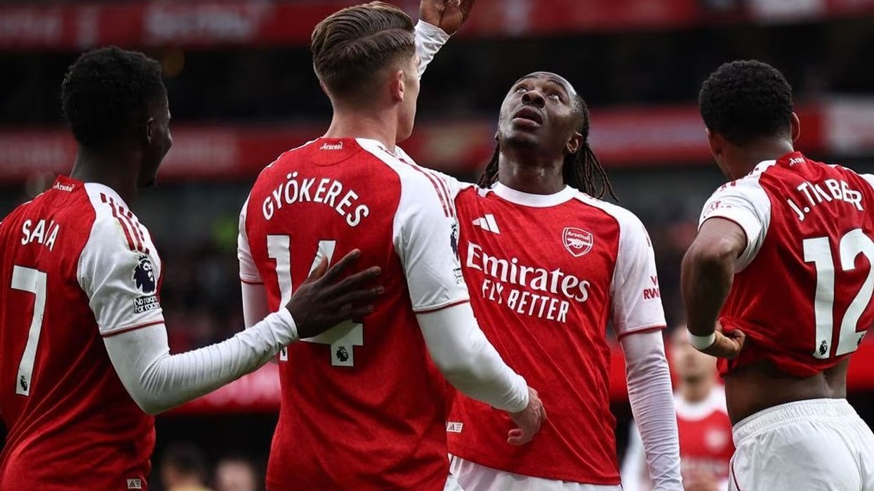 “Ka gjasa për Ligën Premier, por jo Ligën e Kampionëve”, ish-futbollisti e këshillon Arsenalin të fokusohet te kampionati anglez