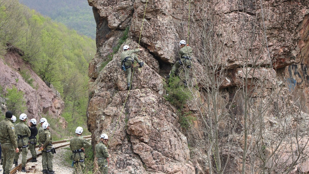 FSK me trajnim bazik për kërkim-shpëtimin malor dhe në terrene të vështira