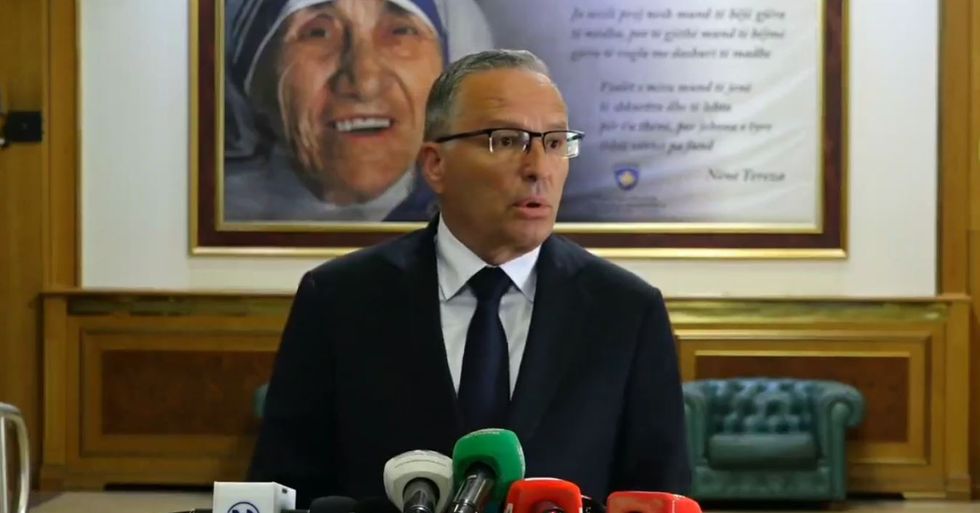 Hamza e quan joserioze ftesën për seancë për presidentin: Për zgjedhje të reja përgjegjës është Kurti