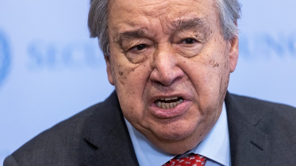 Ndërprerja e Ngushticës së Hormuzit rrezikon një 'emergjencë globale ushqimore', thotë shefi i OKB-së